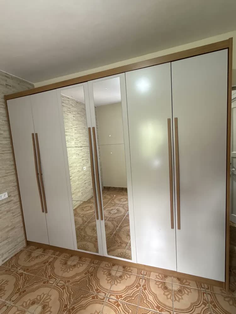 foto de Guarda Roupa 6 Portas 6 Gavetas