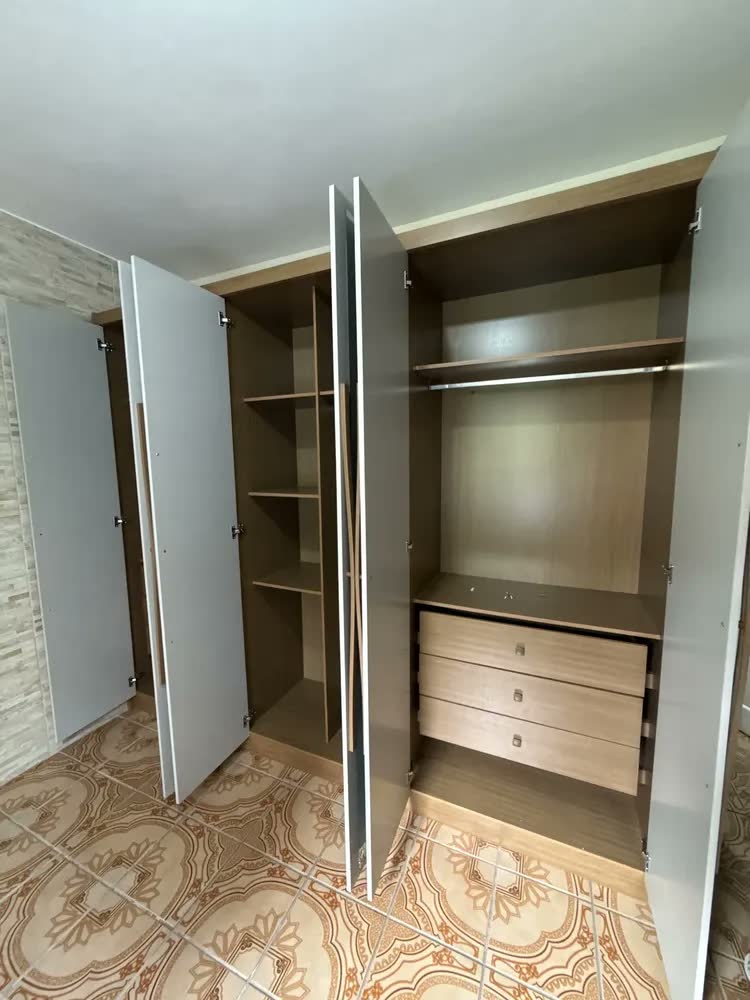 foto de Guarda Roupa 6 Portas 6 Gavetas