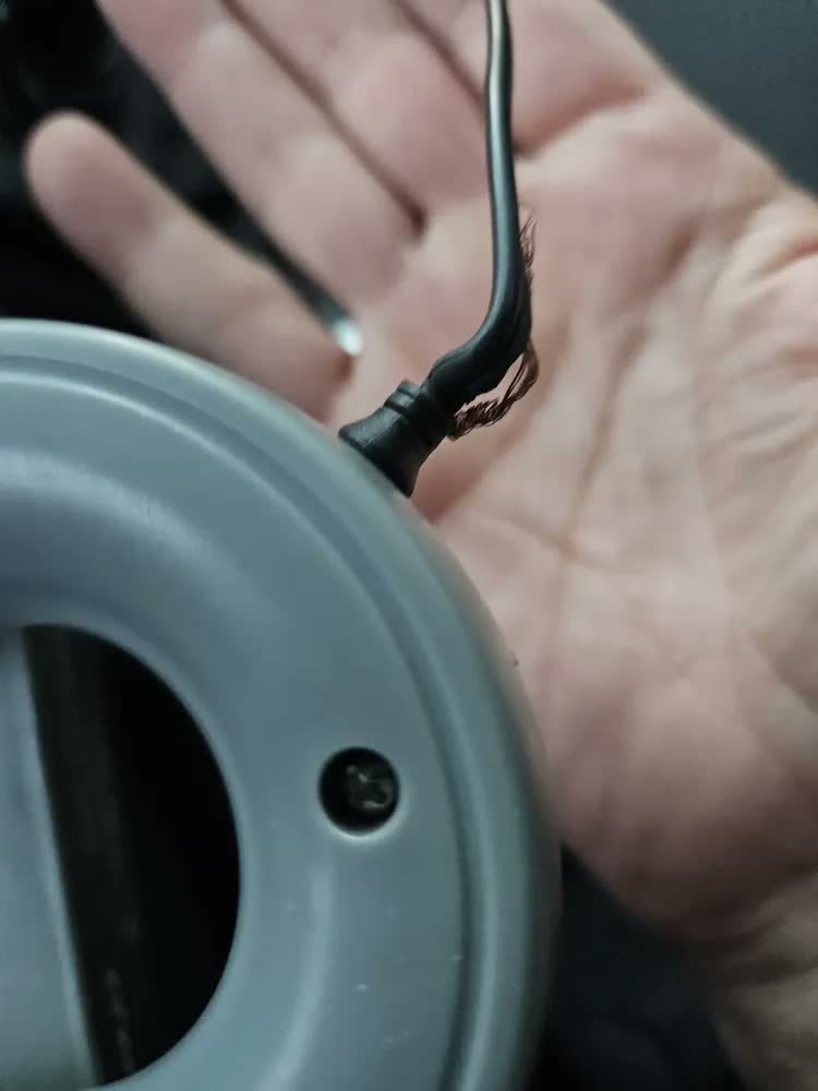 foto de Aspirador automotivo Wap CAR 12V2 car portátil 420ml Cinza