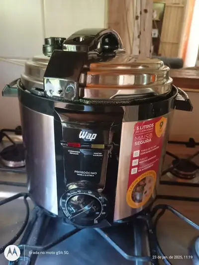 foto de Panela De Pressão Elétrica Wap 900w Antiaderente 5l Wppe2