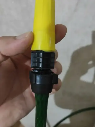 foto de Mangueira Jardim 30 Metros Com Esguicho Trançada Reforçada Flexível 7/16 Anti Dobra Irrigação Quintal Poço Lavagem Durável Marqs Home