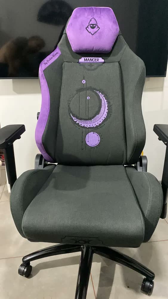 foto de Cadeira Gamer Mancer Cycles Z Moon, Preto E Roxo