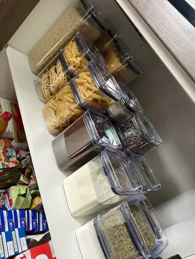 foto de Kit 17 Potes Herméticos Acrílicos Empilháveis Quadrados Transparente para Cozinha e Despensa