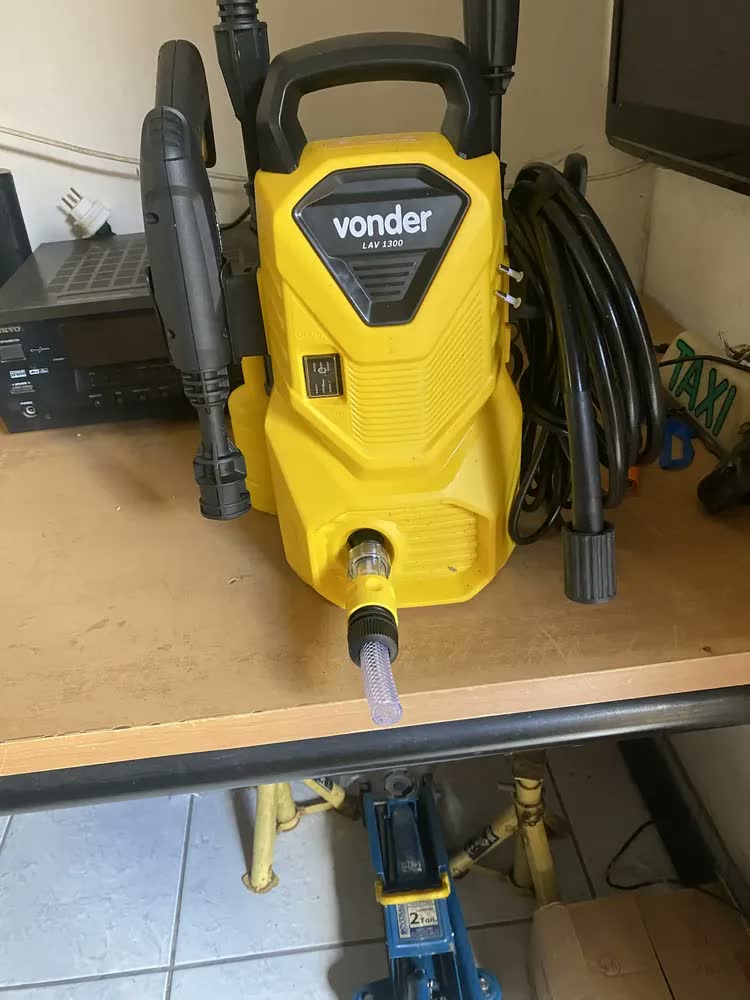 foto de Lavadora De Alta Pressão Lav1300 Libras Vonder 1.300lbf