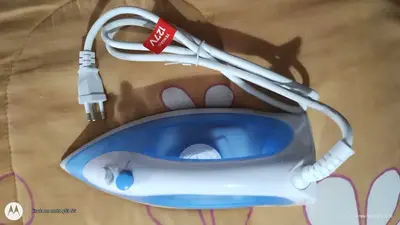 foto de Ferro De Passar Roupas A Vapor 1300w Kian Cor Azul