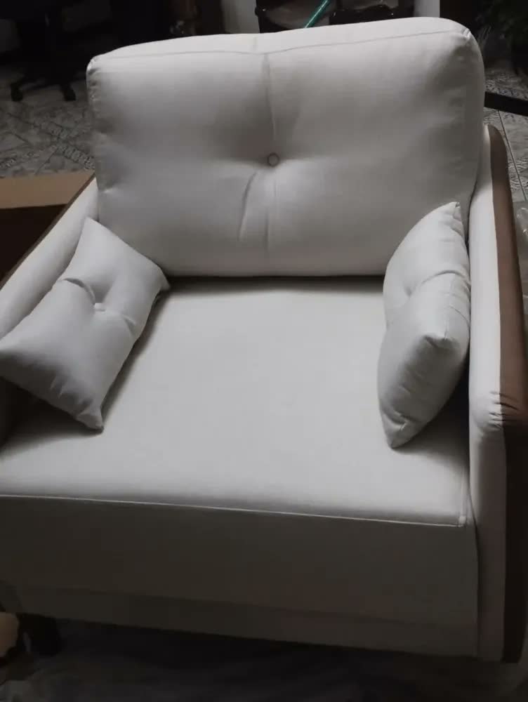 foto de Poltrona Sofá Houston Decorativa Sofisticado Molas Bonnel