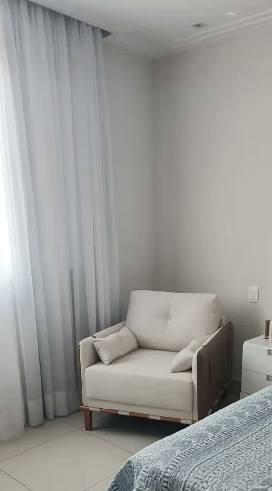 foto de Poltrona Sofá Houston Decorativa Sofisticado Molas Bonnel