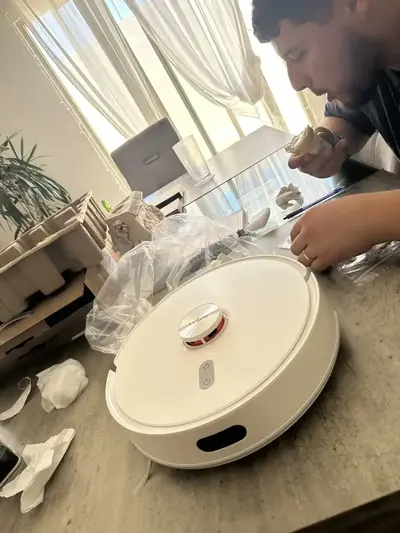 foto de Robô Aspirador de Pó 3 em 1 – Varre Aspira e Passa Pano com Lds Mapeamento Lydsto R1D Compatível com XiaoMi Home