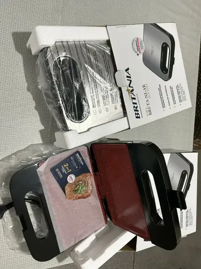 foto de Sanduicheira Eletrica Grill Misteira Chapa Crepeira Britânia