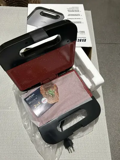 foto de Sanduicheira Eletrica Grill Misteira Chapa Crepeira Britânia