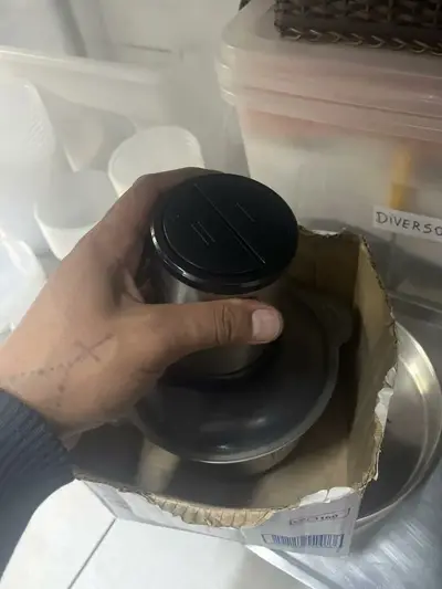 foto de Multiprocessador Picador De Carne Alho Legumes Elétrico 2l Cor Maquina Processador Triturador De Alimentos Prata