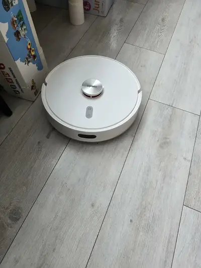 foto de Robô Aspirador de Pó 3 em 1 – Varre Aspira e Passa Pano com Lds Mapeamento Lydsto R1D Compatível com XiaoMi Home Branco