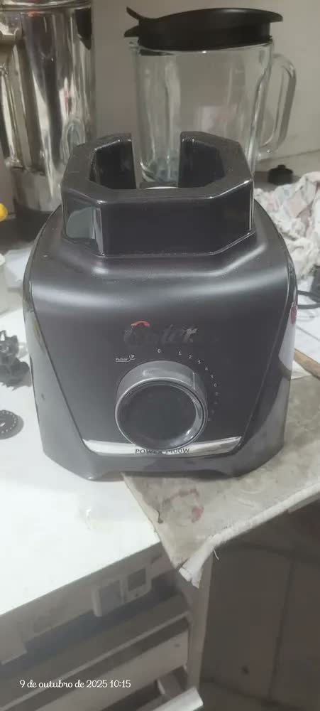 foto de Liquidificador 1400 Full Oster Preto 3,2l Oster