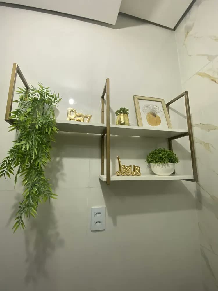 foto de Prateleira Nicho Estilo Industrial Moderna Suspensa Promoção