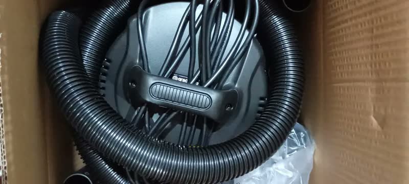foto de Aspirador Pó Água Gradiente PGAC200 Inox 20L 1200W com Soprador