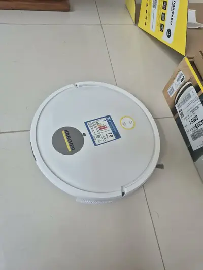 foto de Robô Aspirador de Pó Kärcher RCV 2 com Navegação e Controle Remoto – Bivolt