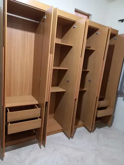 foto de Guarda Roupa Casal Toronto Mdf 8 Portas Moderna Mobília Cor Naturale/Off White/Naturale