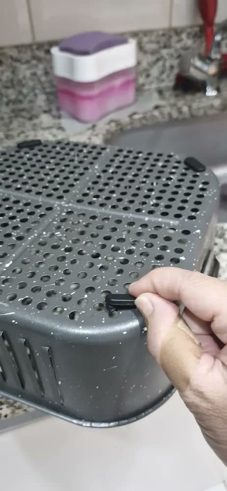 foto de Fritadeira Elétrica Wap Air Fryer Oven Digital Black Inox 12 Litros com Revestimento Antiaderente