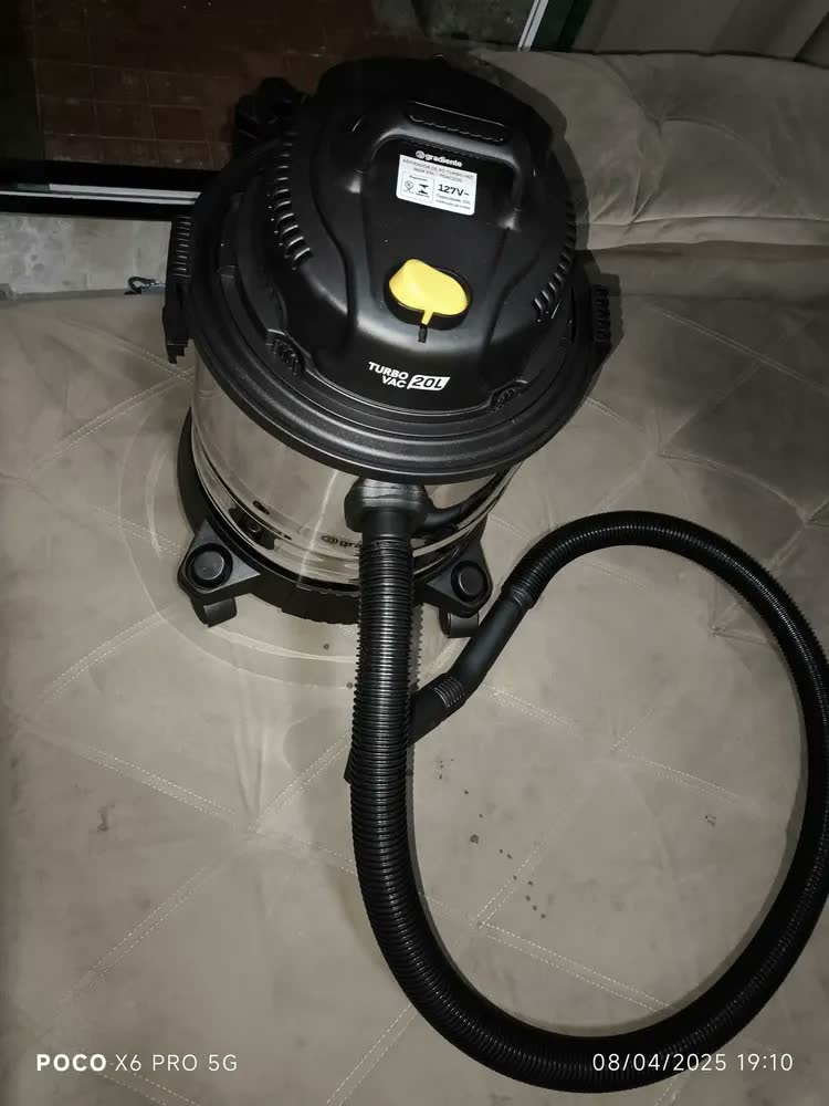 foto de Aspirador de Pó e Água 20L 1200W Gradiente PGAC200 Inox Multiuso