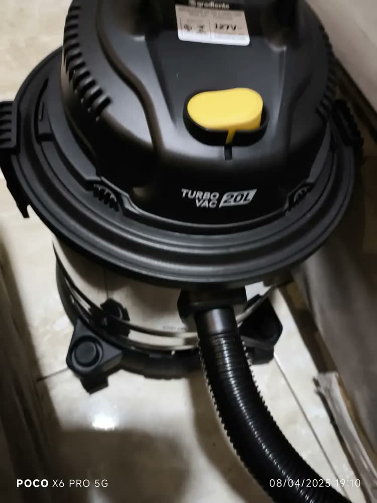 foto de Aspirador de Pó e Água 20L 1200W Gradiente PGAC200 Inox Multiuso