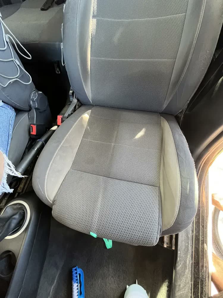 foto de Aspirador de Pó e Água 20L 1200W Gradiente PGAC200 Inox Multiuso