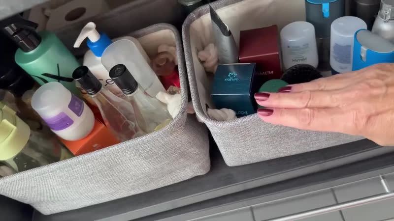 foto de Cesto Organizador Dobrável de Linho Marrom para Banheiro e Brinquedo com Alças