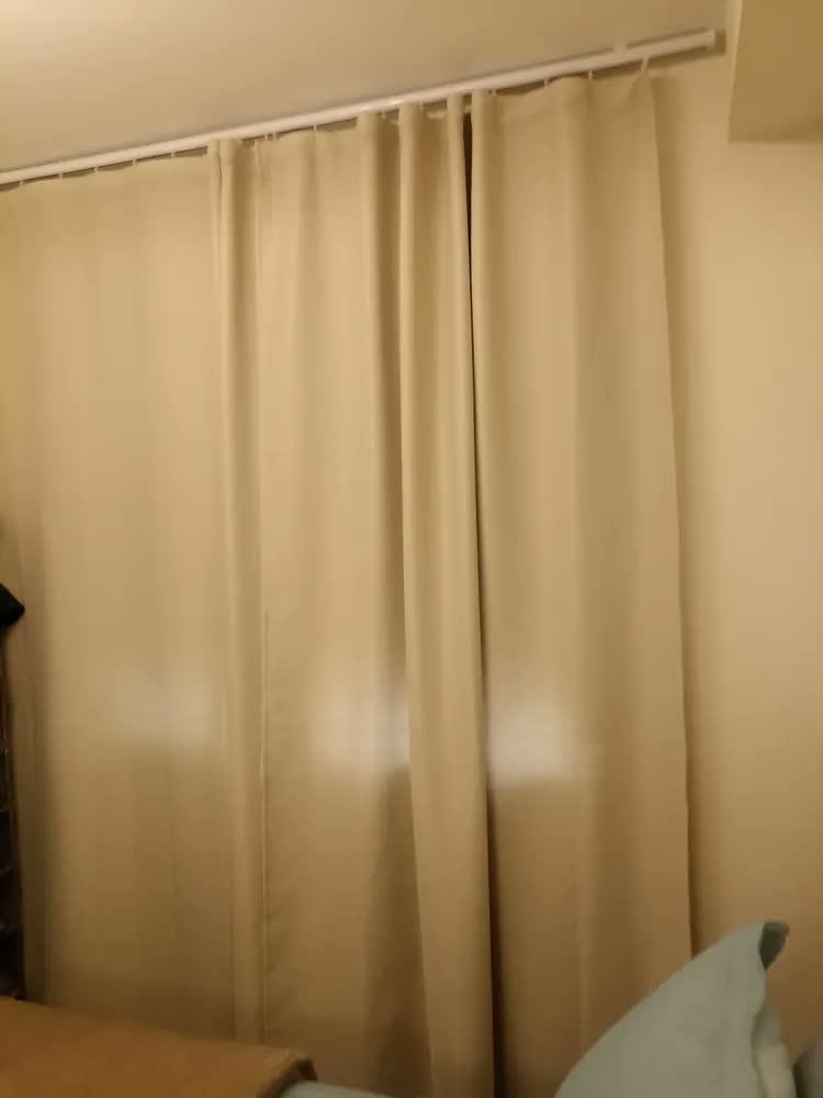 foto de Cortina Blackout 3,00x2,50 Modelo P/ Trilho Suiço (varão 2m)