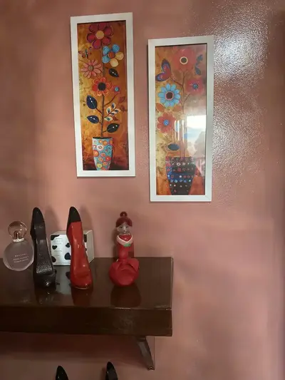 foto de Kit 2 Quadros Sala, Varanda, Vasos, Flores, Borboleta Vidro