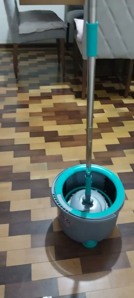 foto de Mop Giratório Noviça Esfregão Azul-turquesa Microfibra Balde Alumínio