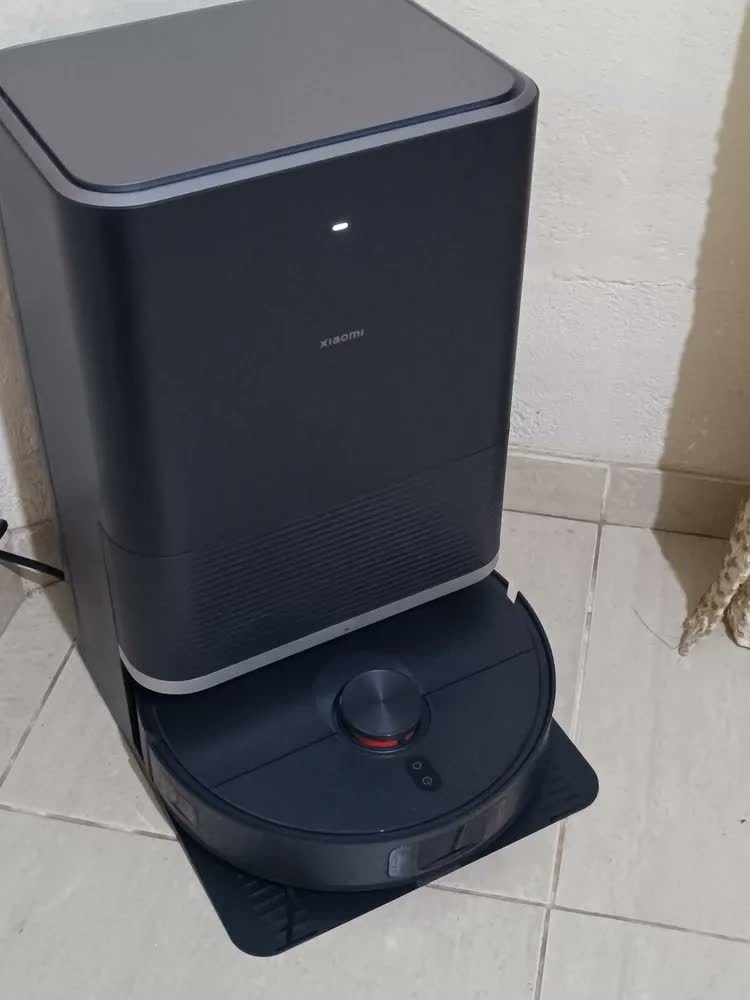 foto de Aspirador robo Xiaomi Vacuum X20 Max BHR9218US cor preto