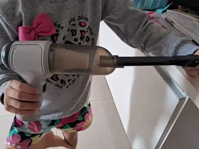 foto de Aspirador Portátil Betahome 120W com Função Soprador e Bateria USB