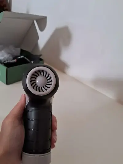 foto de Aspirador Portátil Betahome 120W com Função Soprador e Bateria USB