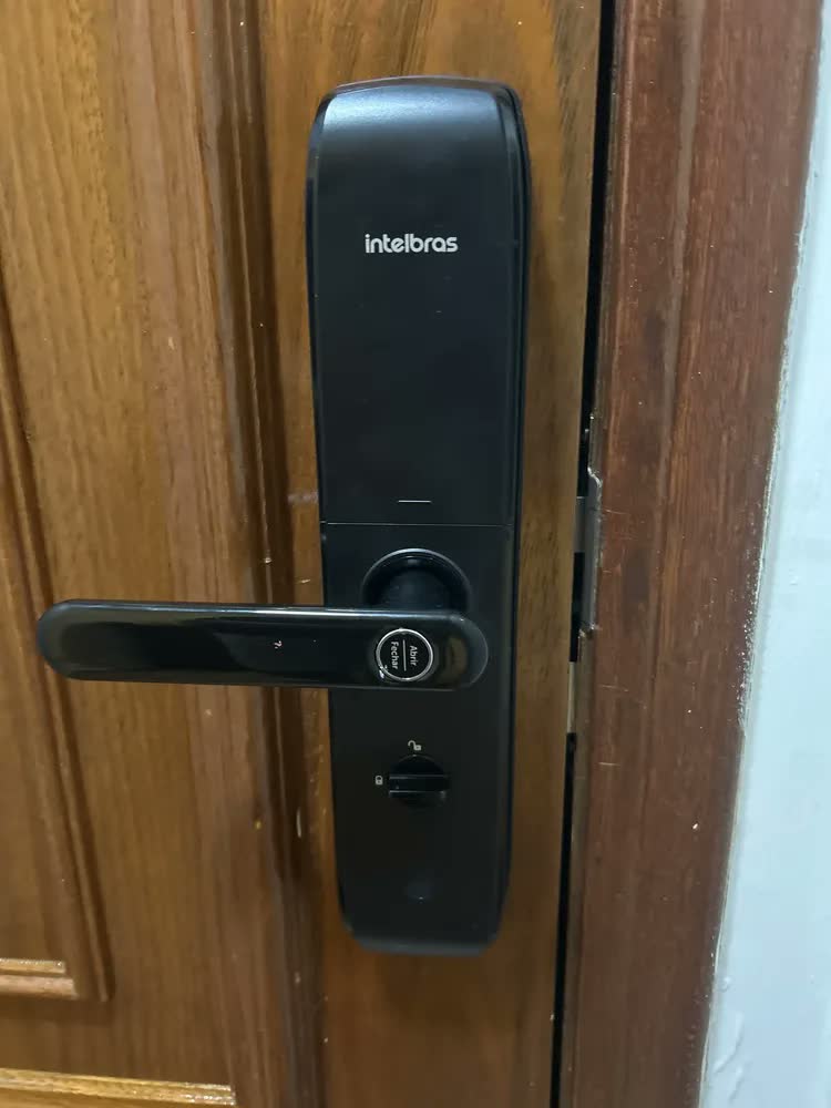 foto de Fechadura Digital Intelbras Mfd 7000 Maçaneta Embutir Abnt Senha Tag