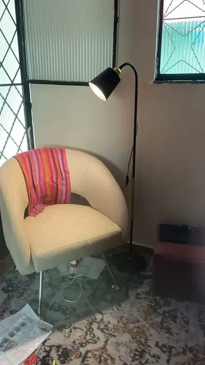 foto de Luminária Articulada Chão Pedestal Abajur Coluna Lustre