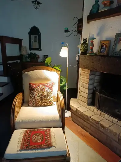 foto de Luminária Articulada Chão Pedestal Abajur Coluna Lustre