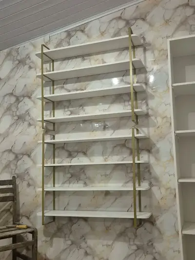 foto de Prateleira Multiuso Arnad Design Industrial Cor Dourado/branco