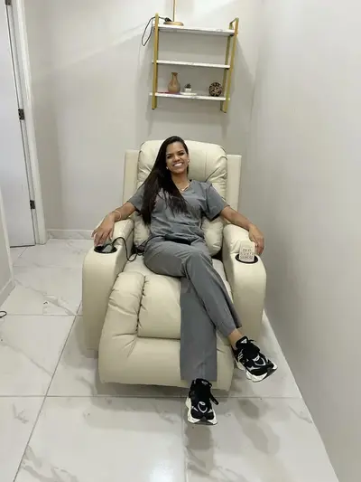 foto de Poltrona Liff Reclinável Aquecimento Massagem Pu Bege