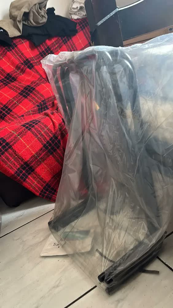 foto de Puff Sofá Que Vira Cama Casal 2 Em 1 Pufe Na Caixa Moderno Cor Terracota Industrial