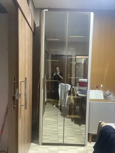 foto de Sapateira 2 Portas Reflecta Com Pés E Led 100% Mdf