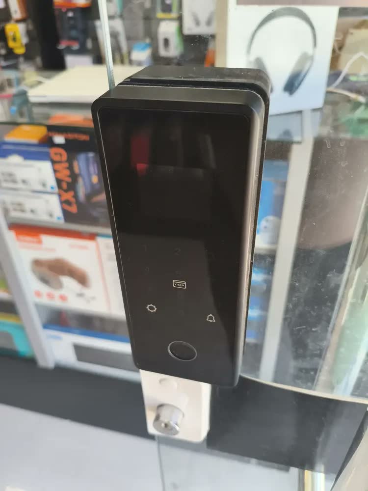 foto de Fechadura Biometria Porta De Vidro A Prova D'água Senhas App