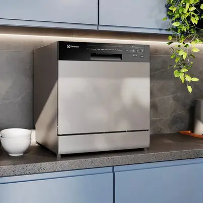 foto de Lava-louça Electrolux Inox Com Programa Lava E Seca LS08E Cinza