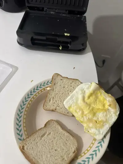 foto de Sanduicheira e Grill Britânia BGR25B 2 em 1 750W