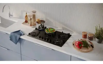 foto de Cooktop 5 Bocas a Gás Electrolux Mesa de Vidro Efficient Grade de Aço Fosco (KE5GR) Bivolt