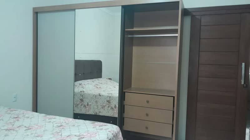 foto de Guarda Roupa Casal MDF Horizonte Vegas 3 Portas 6 Gavetas Moderno