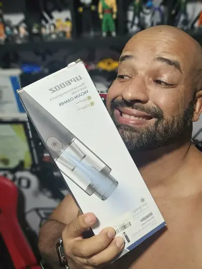 foto de Aspirador de Pó Portátil Upbooz Sem Fio 14000Pa com LED e Soprador 2 em 1 para Casa e Carro