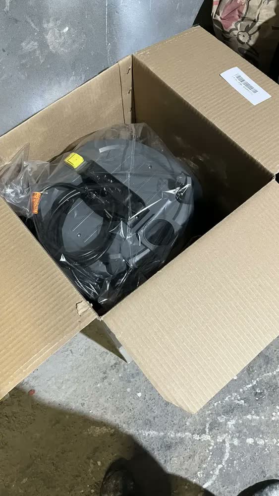 foto de Aspirador De Pó E Água Profissional Kärcher Nt 3100 Cor Alumínio