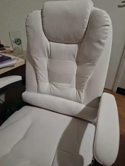 foto de Cadeira De Escritório Itália Presidente Ergonômica Couro Sintético Encosto Ajustável Com Trava E Apoio Para Pés Cor Marrom Luvinco