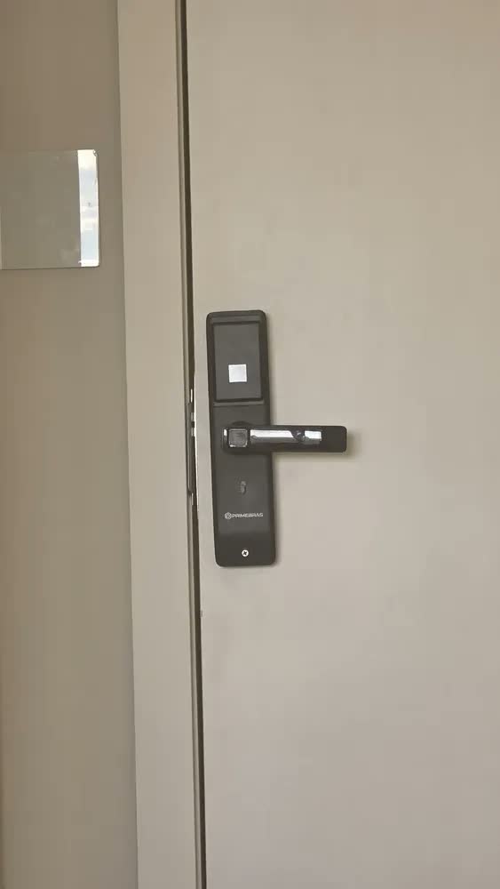 foto de Fechadura Digital Reconhecimento Facial 3D Primebras Frankfurt WiFi Biometria Senha Cartão RFID Eletrônico App Preto
