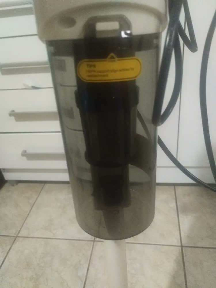 foto de Aspirador Vertical ABLEMARK CW-10001, Portátil de Mão com Fio, 600W e Coletor de 800ml
