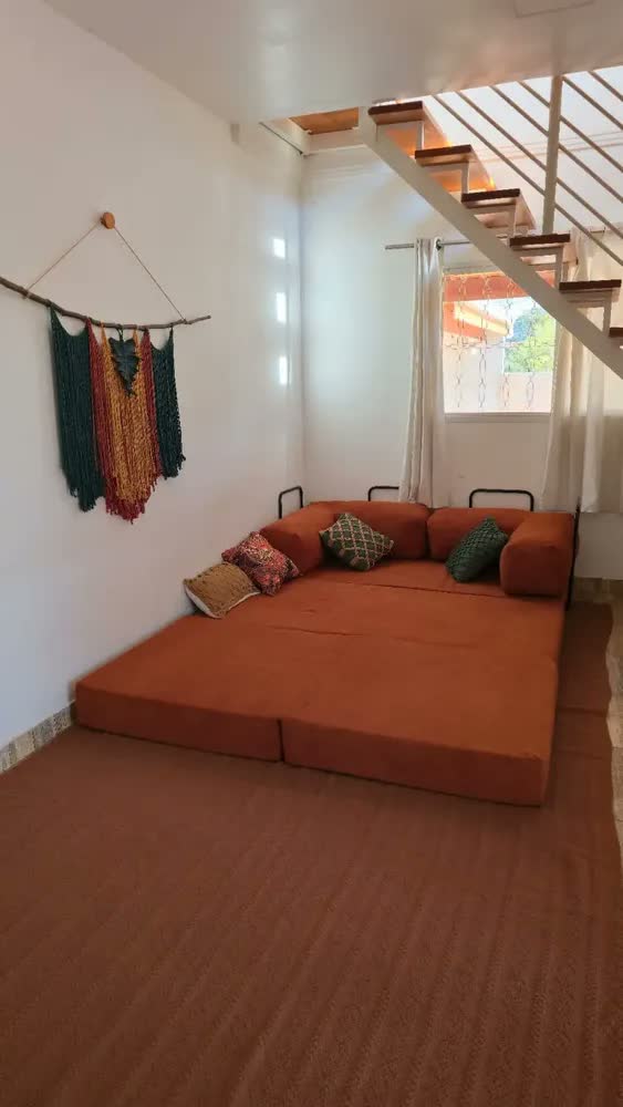 foto de Sofá-Cama Casal Dobrável Buble da Sofa Sogude com Chaise e Colchão Adicional